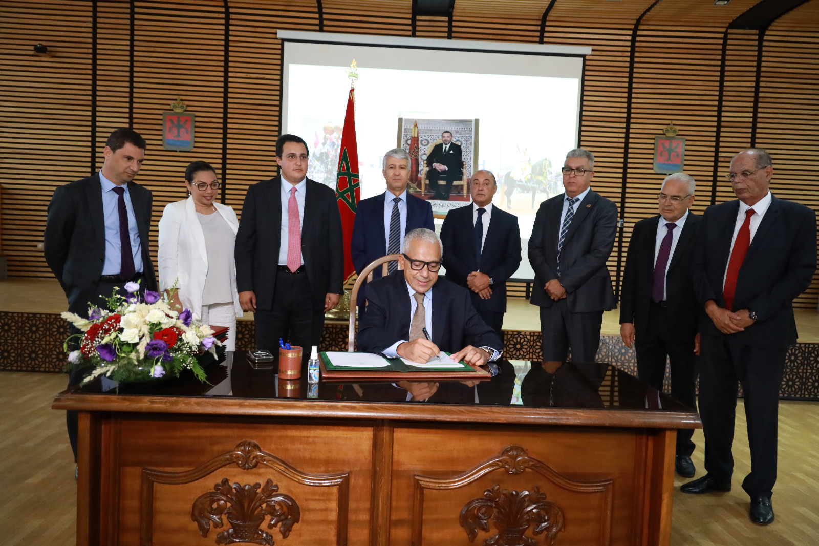 la signature d'une convention pour la construction du centre Dar Baroud de Tbourida à